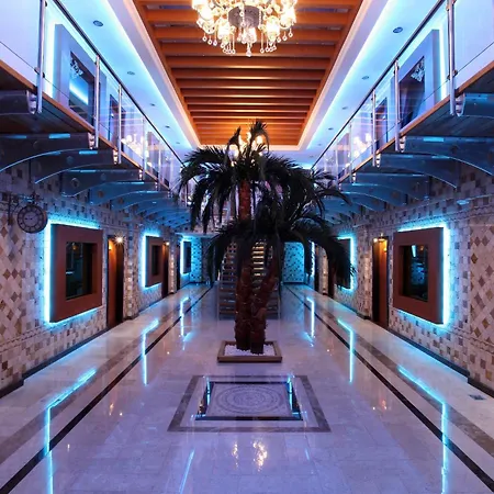 Arya Sakarya 3*