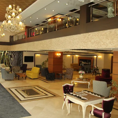 Arya Hotel