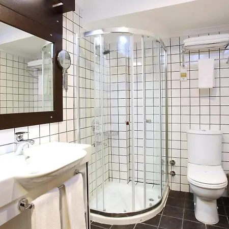 Arya Otel