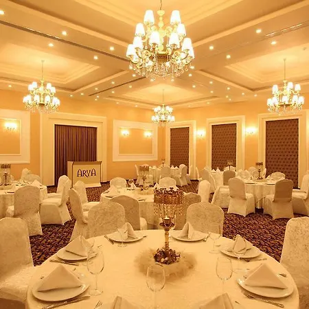 Arya Sakarya 3*